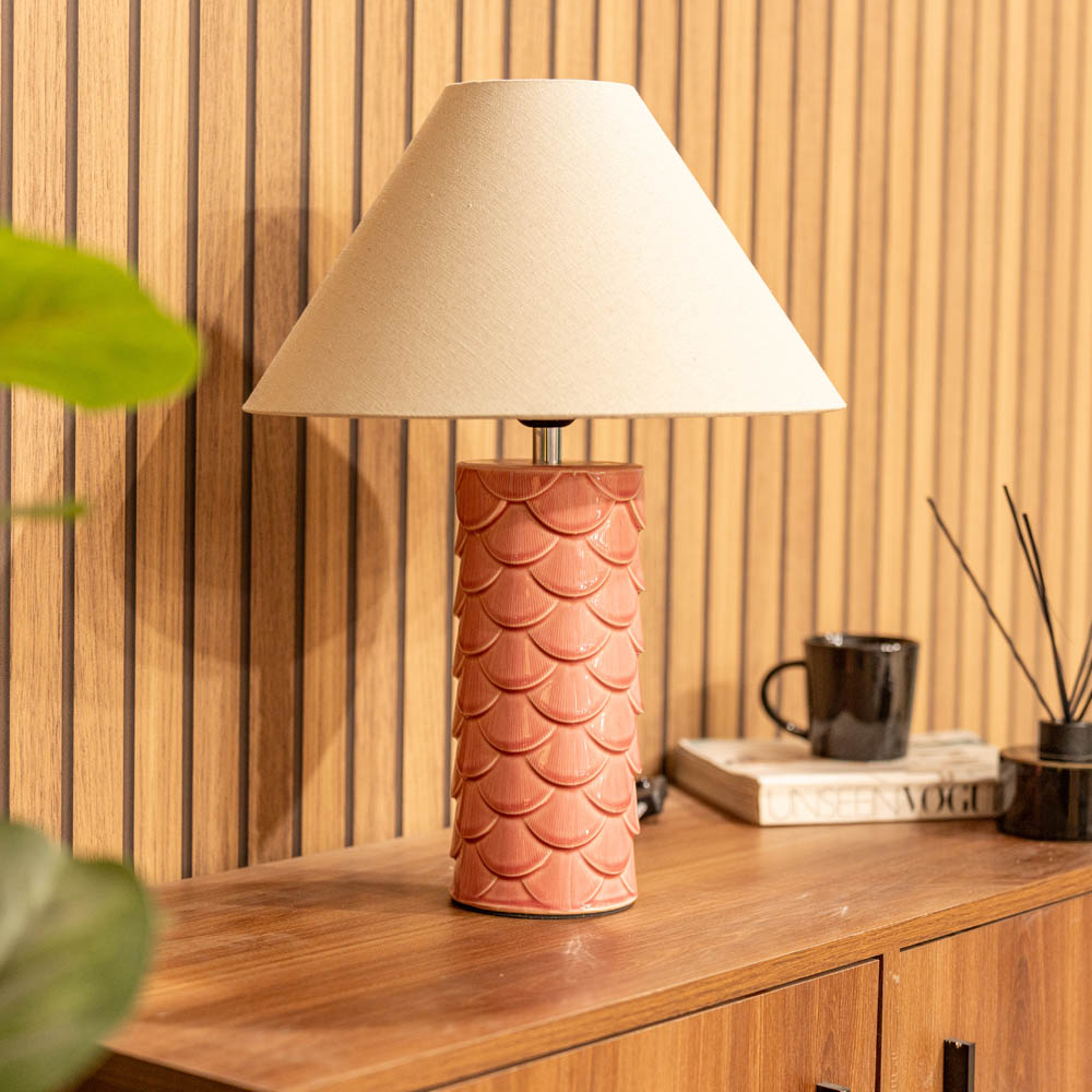 Athena Shell Ceramic Table Lamp in Coral