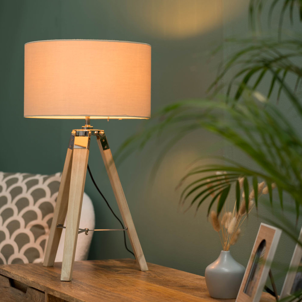 Clipper Light Wood Tripod Table Lamp with Medium Reni Shade in Natura